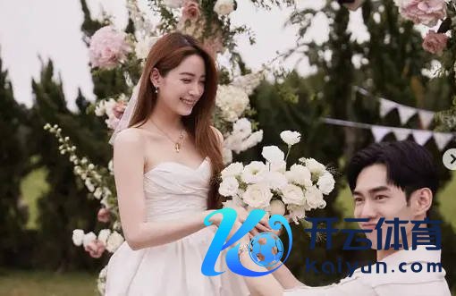 欧阳妮妮回报张书豪性取向：直到弗成念念揍他的那种